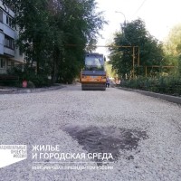 Подходят к завершению работы по благоустройству дворовой территории по адресу:   ул. Ново-Вокзальная, 136, 144 