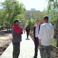 На территории Промышленного района ведутся работы по благоустройству 