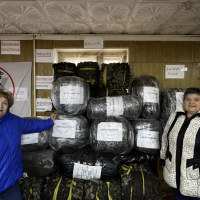 Жители ТОС «Возрождение» снова помогают фронту