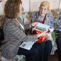 100-летний юбилей отметила Анна Петровна Фролова — ветеран Великой Отечественной войны, труженик тыла, замечательный и очень светлый человек