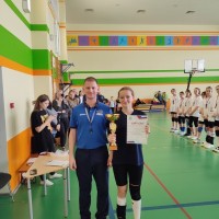 Поздравляем команду волейболисток МБОУ Школы №154 с победой  в региональном этапе Всероссийских соревнований по волейболу «Серебряный мяч»