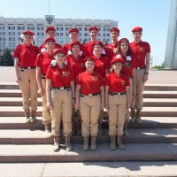 18 мая в День Самарского Знамени юнармейцы отряда "Хранители памяти" школы №49 " приняли участие в акции Перекличка Постов  №1 