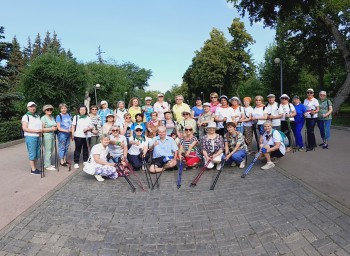  В рамках Всероссийской экологической акции «Марафон зеленых дел» любители северной ходьбы, тренеры по месту жительства по этому виду спорта прошли экологическим маршрутом вдоль реки Волга #4