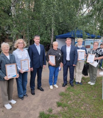 В рамках программы «Наш двор-район-город» прошли мероприятия во дворах по адресам ул. Стара Загора, д. 98, 100 и ул. Александра Матросова, 57 #2