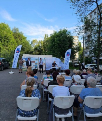 Во дворе ул. Стара-Загора д.116 прошла встреча в рамках программы  «Наш двор-район-город» #2