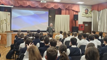 Торжественная линейка в техническом лицее #2