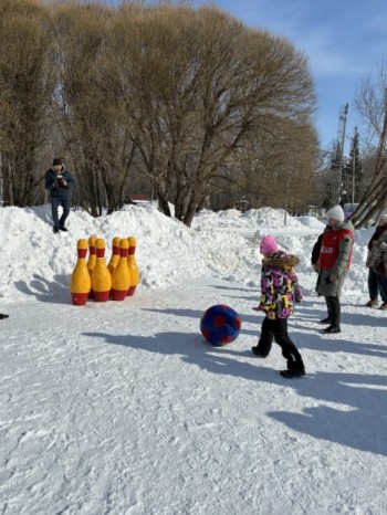 Команда Промышленного района приняла участие в спортивном празднике «Зимние старты» #1