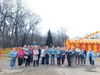 Делимся фото и расписанием занятий по общефизической подготовке и скандинавской ходьбе на апрель #3