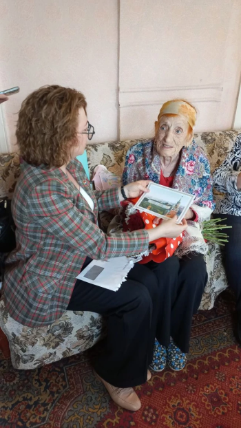 100-летний юбилей отметила Анна Петровна Фролова — ветеран Великой Отечественной войны, труженик тыла, замечательный и очень светлый человек