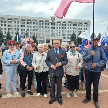 Активисты и жители ТОС «Орбита» приняли участие в памятных мероприятиях, посвященных Дню ветеранов боевых действий. #3