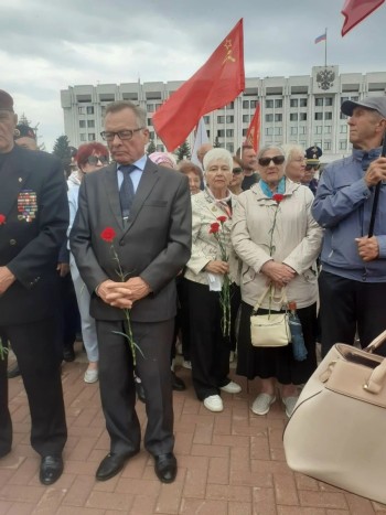 Активисты и жители ТОС «Орбита» приняли участие в памятных мероприятиях, посвященных Дню ветеранов боевых действий. #1