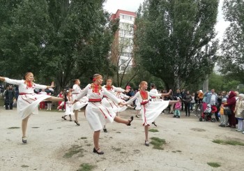 Сегодня в парке "Воронежские озёра" прошла районная  концертно-игровая программа, посвященная Дню города Самара. #1