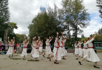 Сегодня в парке "Воронежские озёра" прошла районная  концертно-игровая программа, посвященная Дню города Самара. #4