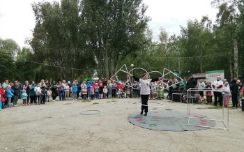 Сегодня в парке "Воронежские озёра" прошла районная  концертно-игровая программа, посвященная Дню города Самара. #17