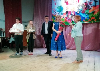 Глава Промышленного района Данил Морозов поздравил с юбилеем коллектив школы №154 #10