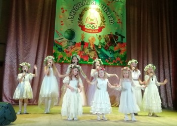 Глава Промышленного района Данил Морозов поздравил с юбилеем коллектив школы №154 #13