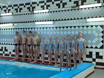 В школе №154 прошли соревнования - фестиваль «Самарскому синхронному плаванию - 25 лет»! #2